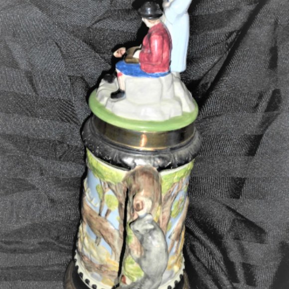 15" high BEER STEIN Hand Made & Painted Signed Mary Howroyd Collectible Mug - Picture 5 of 8